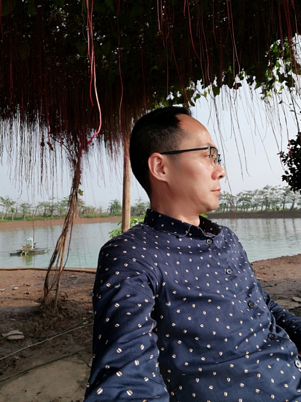 守望烟云的第一张照片--贵州残疾人相亲网